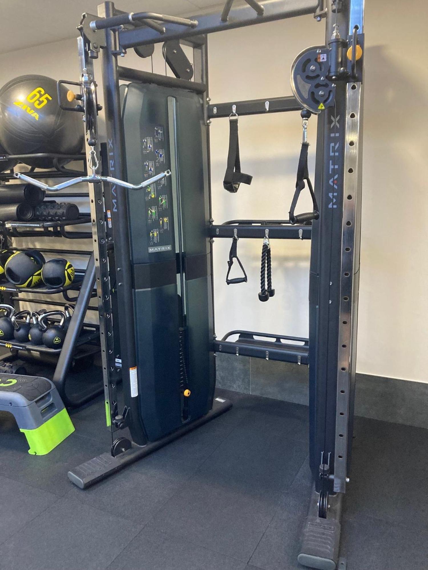 E1 Suites & Spa Aparthotel Style - Gym & Spa 直布罗陀 外观 照片
