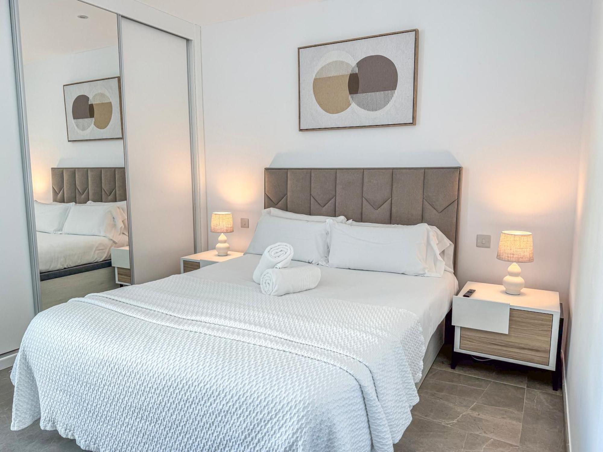 E1 Suites & Spa Aparthotel Style - Gym & Spa 直布罗陀 外观 照片